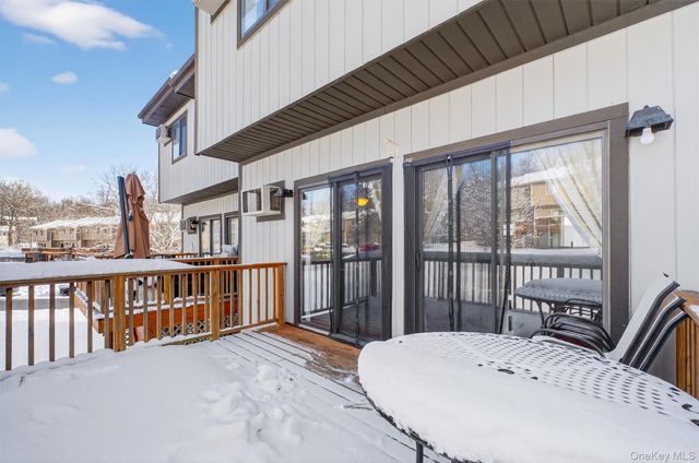 7308 Chelsea Cove N, Hopewell Junction, NY 12533