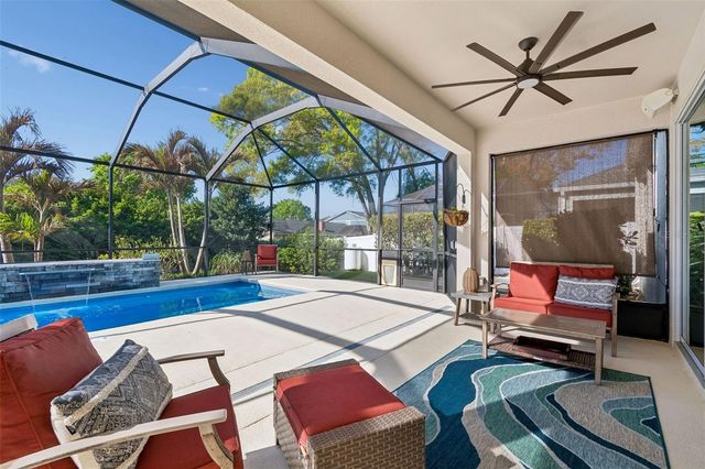 4910 LAKESHORE OAKS COURT, Tampa, FL 33624