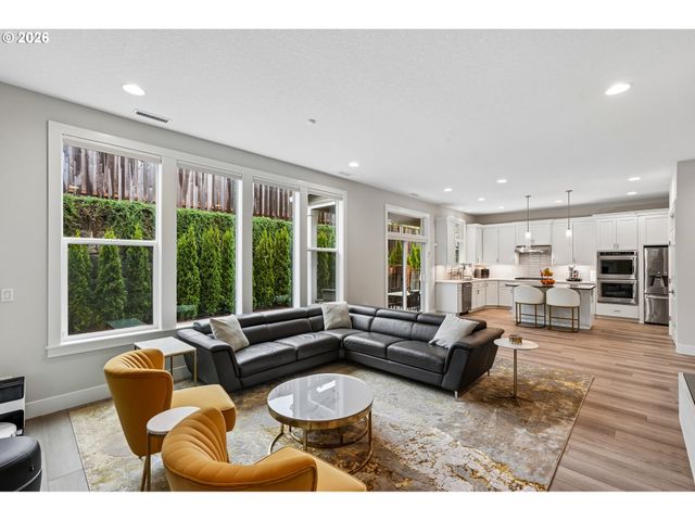 12029 Nw SCHALL St, Portland, OR 97229