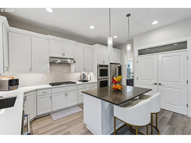 12029 Nw SCHALL St, Portland, OR 97229