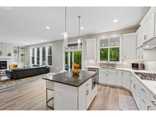 12029 Nw SCHALL St, Portland, OR 97229