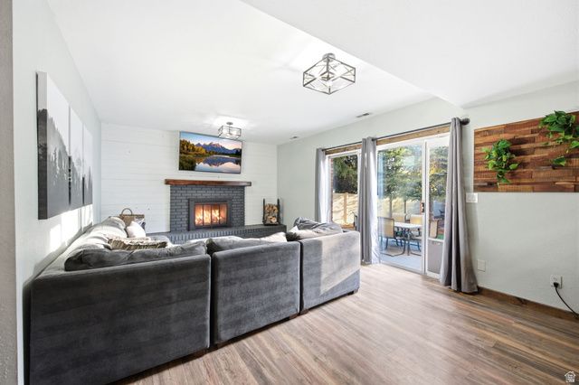 9510 S 2280 E, Sandy, UT 84092