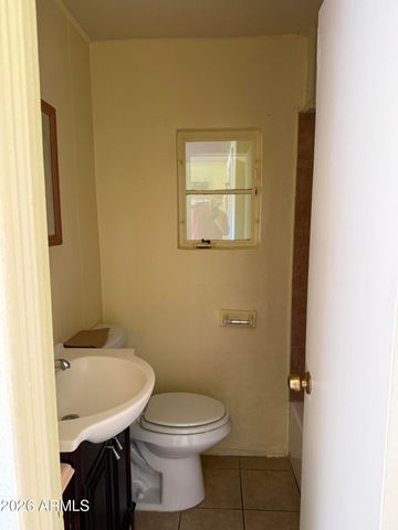 3014 N 38TH Street, Phoenix, AZ 85018