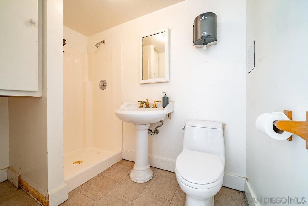 Image 55 of property listing at 1 Saddle Creek Rd, Fallbrook, CA 92028