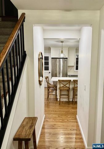 12 Maple Avenue B, Waldwick, NJ 07463