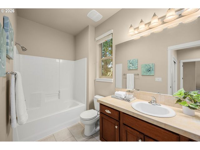102 Ne 64TH Ter, Hillsboro, OR 97124