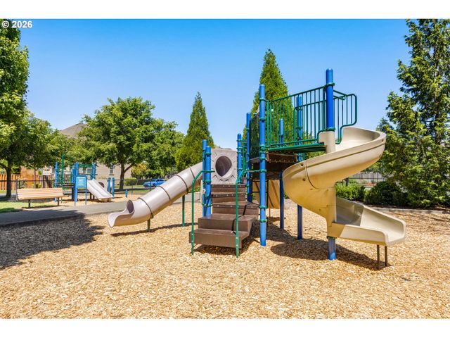 102 Ne 64TH Ter, Hillsboro, OR 97124