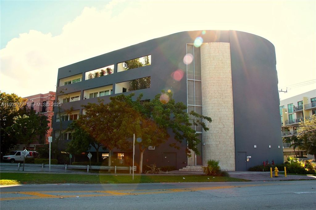 2694 INAGUA AV PH-3, Coconut Grove, FL 33133