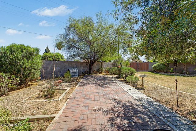 2941 N GRANITE REEF Road, Scottsdale, AZ 85251