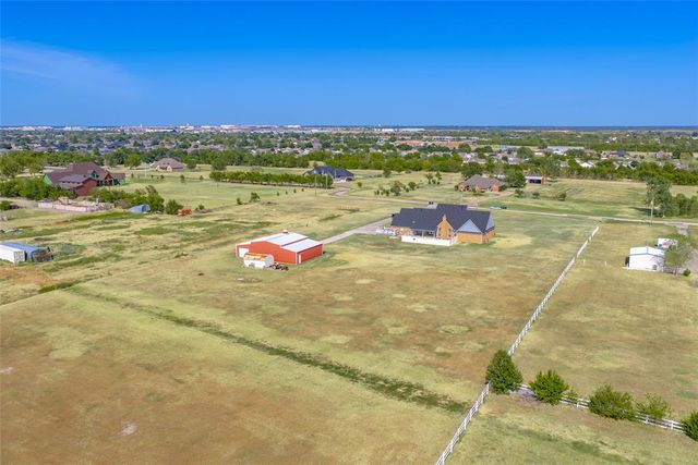 9301 Southern View Drive, Oklahoma City, OK 73165
