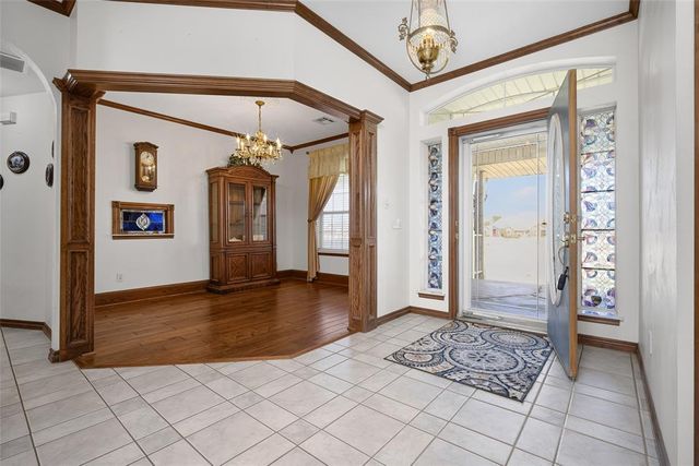 9301 Southern View Drive, Oklahoma City, OK 73165