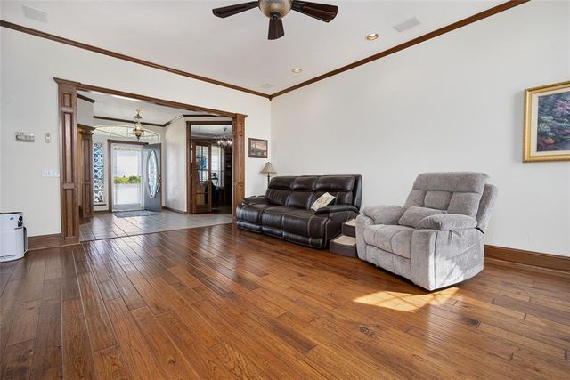 9301 Southern View Drive, Oklahoma City, OK 73165