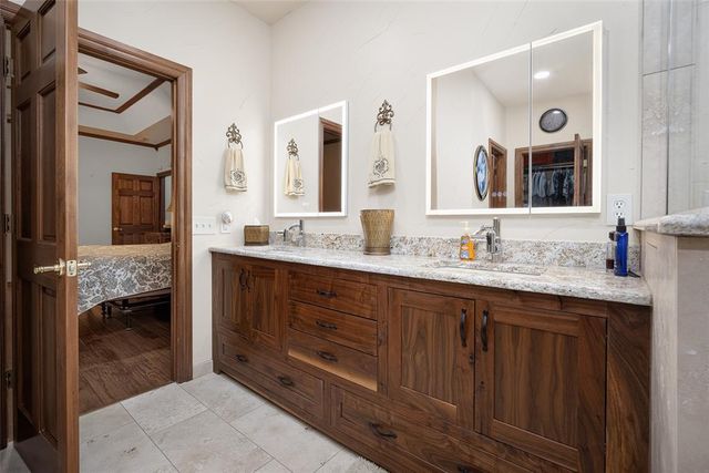 9301 Southern View Drive, Oklahoma City, OK 73165