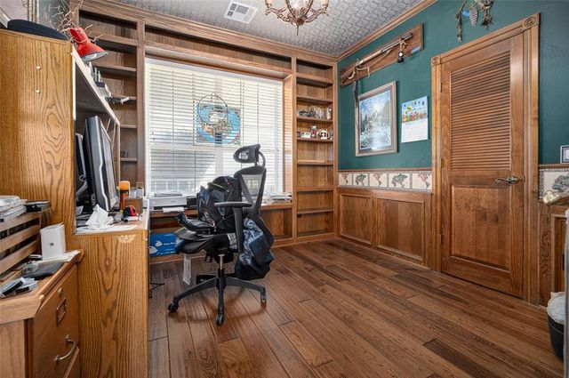 9301 Southern View Drive, Oklahoma City, OK 73165