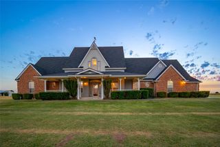 9301 Southern View Drive, Oklahoma City, OK 73165