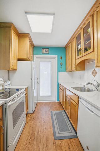 112 Doolen Court 302, North Palm Beach, FL 33408