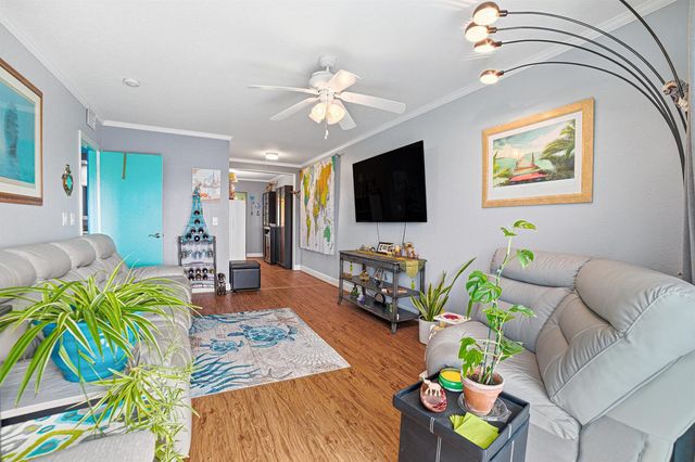 112 Doolen Court 302, North Palm Beach, FL 33408