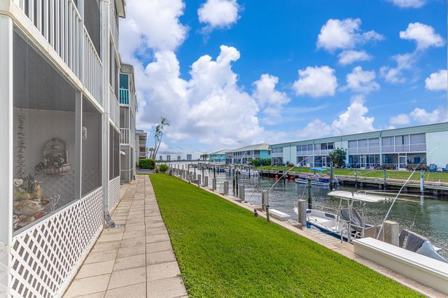 112 Doolen Court 302, North Palm Beach, FL 33408