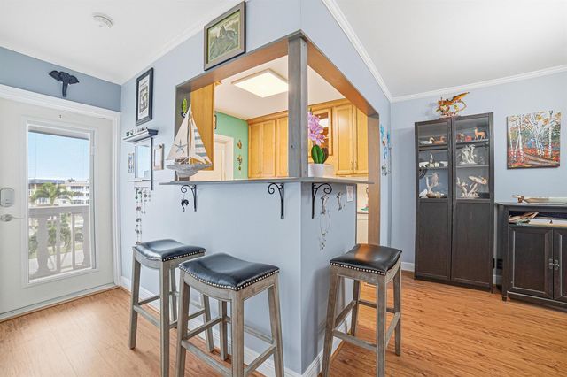 112 Doolen Court 302, North Palm Beach, FL 33408