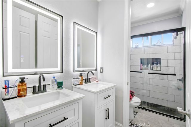 33921 Lake Breeze Drive, Yucaipa, CA 92399