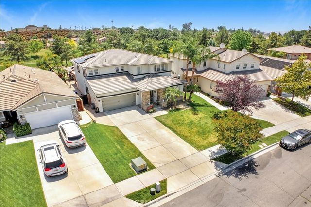 33921 Lake Breeze Drive, Yucaipa, CA 92399