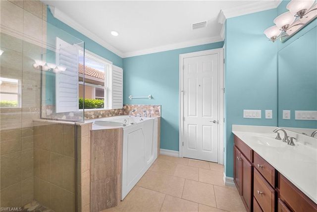 13105 silver thorn LOOP, North Fort Myers, FL 33903