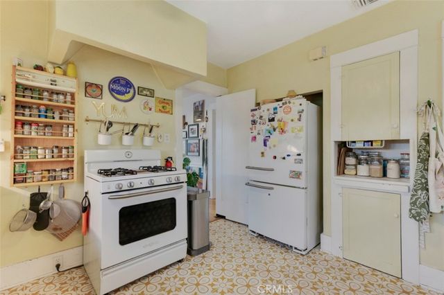 5218 Mount Helena Avenue, Eagle Rock, CA 90041