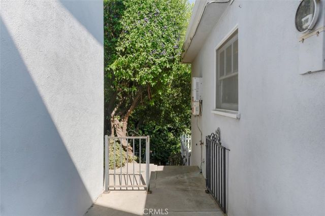 5218 Mount Helena Avenue, Eagle Rock, CA 90041