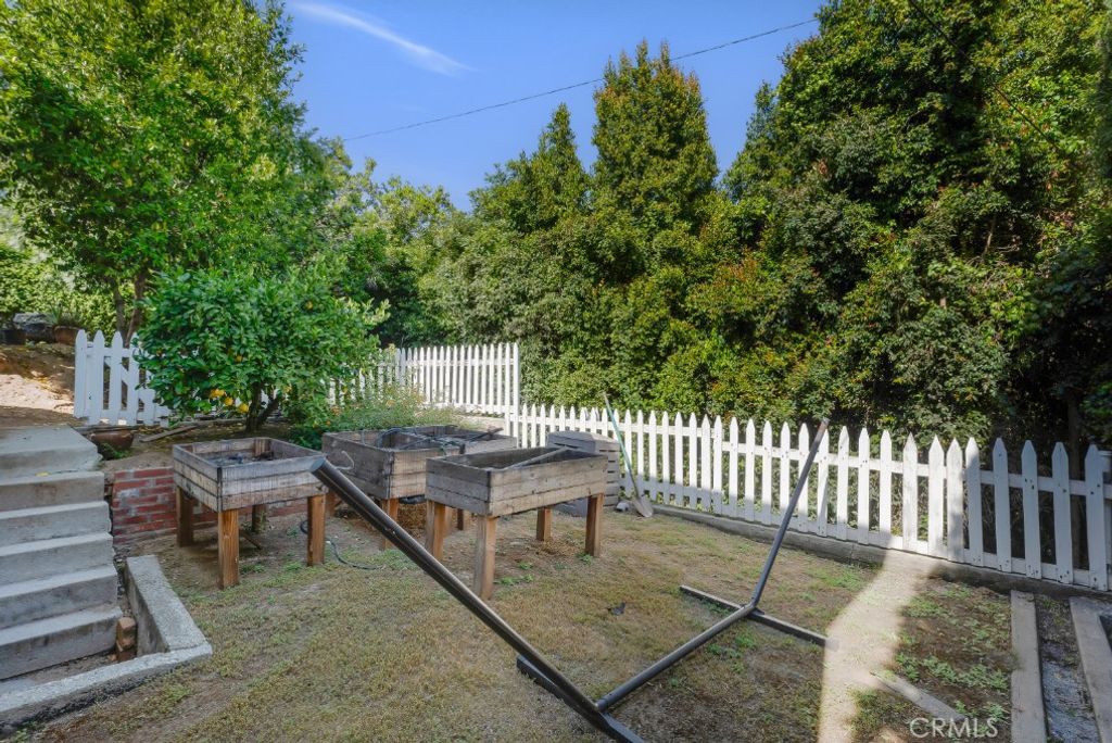 Image 40 of property listing at 5218 Mount Helena Avenue, Eagle Rock, CA 90041