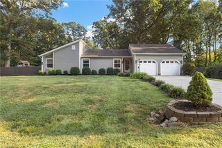 7186 Shagbark Drive, Kernersville, NC 27284