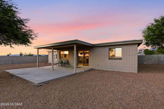 3443 W Northstar Drive, Tucson, AZ 85741
