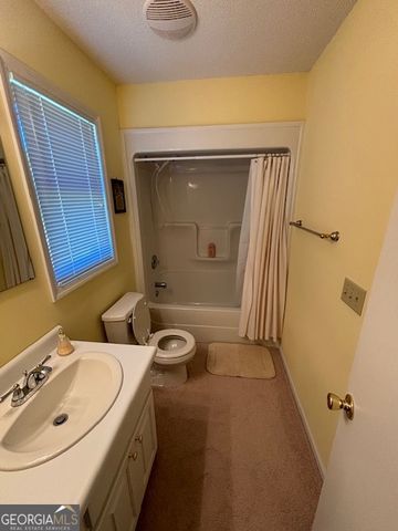 42 Lagoon Road, Statesboro, GA 30461