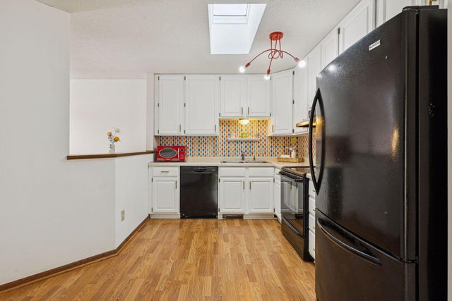 561 Dresden Drive, Chaska, MN 55318