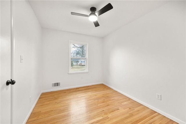 709 SW 7th Street, Lee's Summit, MO 64081