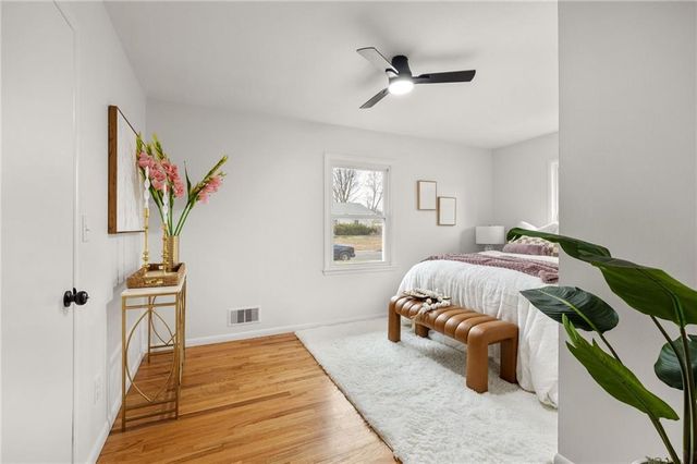 709 SW 7th Street, Lee's Summit, MO 64081