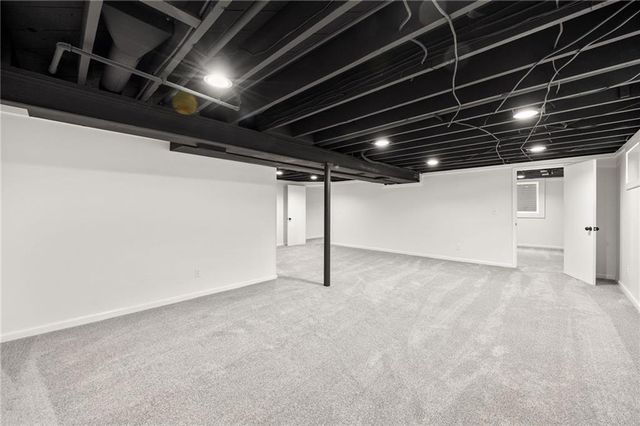 709 SW 7th Street, Lee's Summit, MO 64081