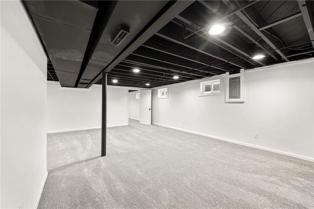 709 SW 7th Street, Lee's Summit, MO 64081