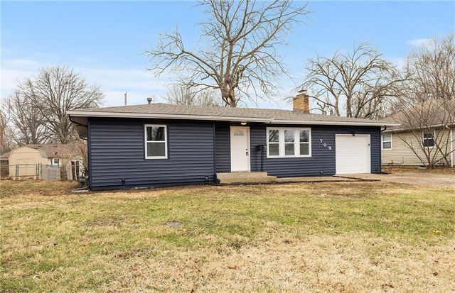 709 SW 7th Street, Lee's Summit, MO 64081