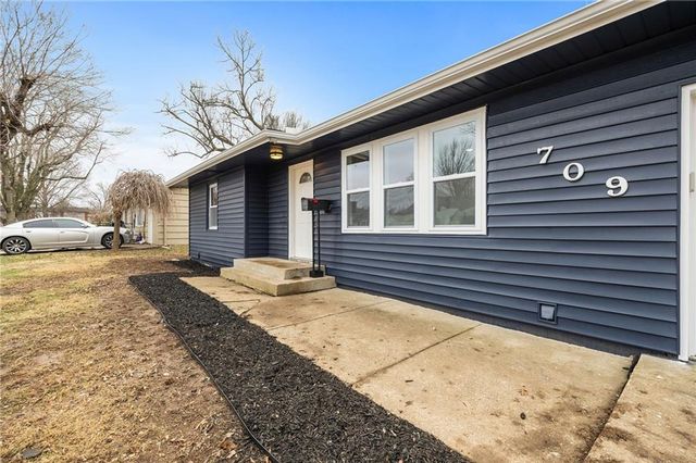 709 SW 7th Street, Lee's Summit, MO 64081