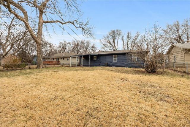 709 SW 7th Street, Lee's Summit, MO 64081