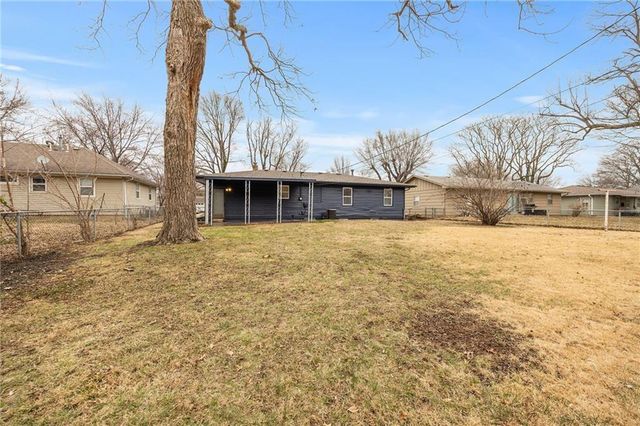 709 SW 7th Street, Lee's Summit, MO 64081