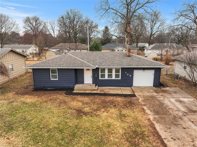 709 SW 7th Street, Lee's Summit, MO 64081