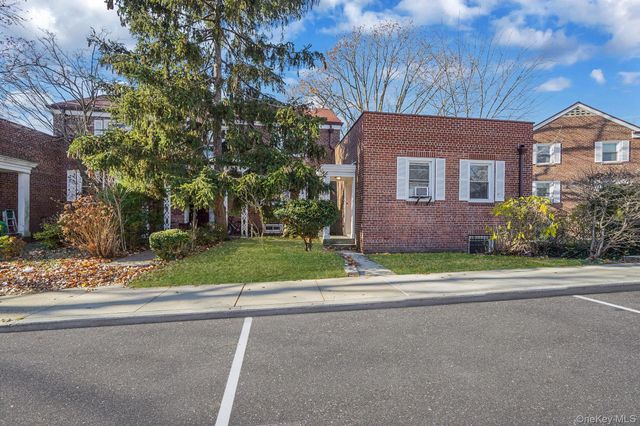 144-66 Village Road 75D, Briarwood, NY 11435