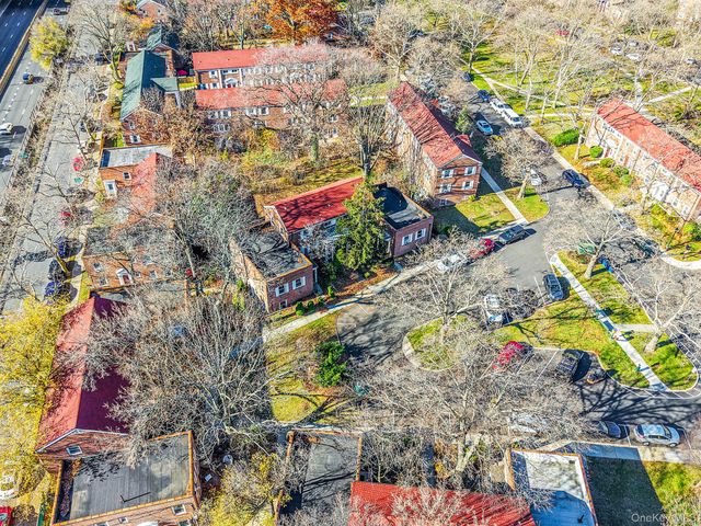 144-66 Village Road 75D, Briarwood, NY 11435