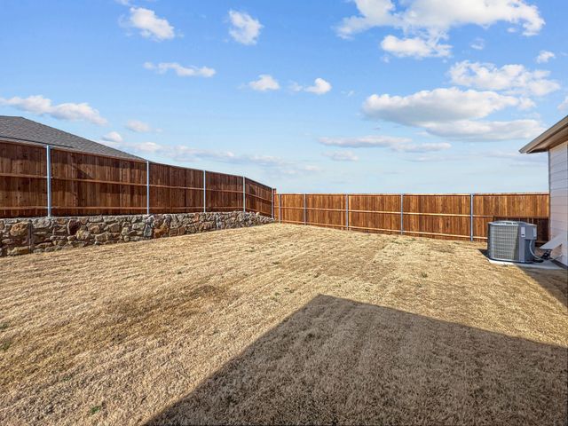 622 Saxony Drive, Princeton, TX 75407