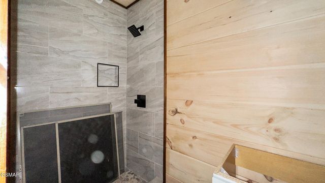 1219 Bird Nest Way, Sevierville, TN 37862