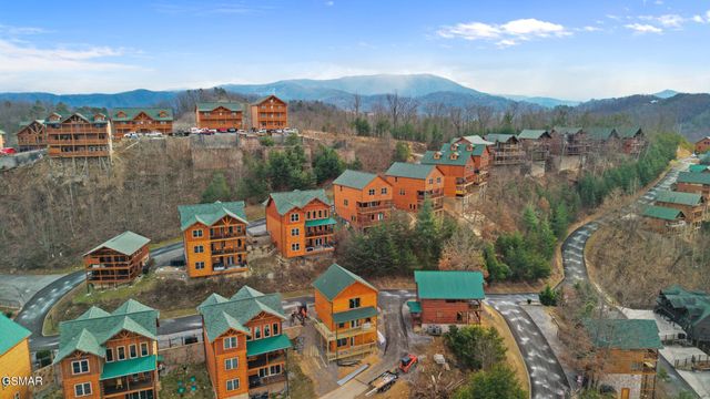 1219 Bird Nest Way, Sevierville, TN 37862