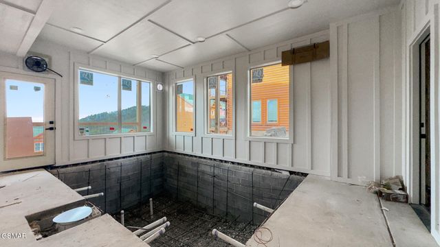 1219 Bird Nest Way, Sevierville, TN 37862