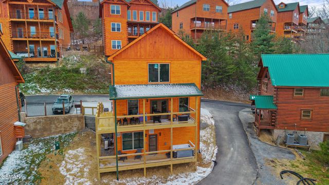 1219 Bird Nest Way, Sevierville, TN 37862