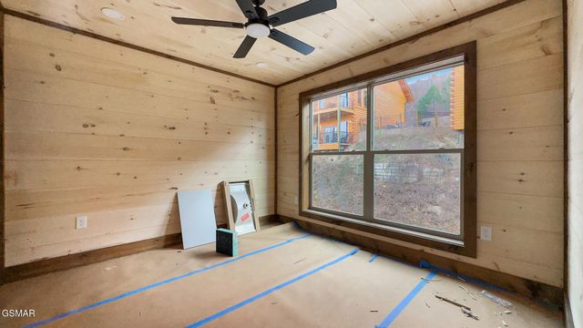 1219 Bird Nest Way, Sevierville, TN 37862